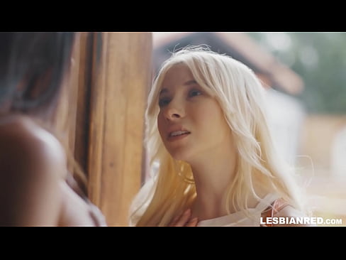 ❤️ Jenta kommer hjem noen måneder senere og ender opp med å spise stemorens fitte ❌ Porno ved no.pornado-co.ru ❌