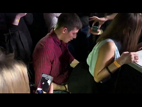 ❤️ Ekte sex på en russisk nattklubb. 18 år gammel russisk jente i anus og vagina knullet på en nattklubb ❌ Porno ved no.pornado-co.ru ❌